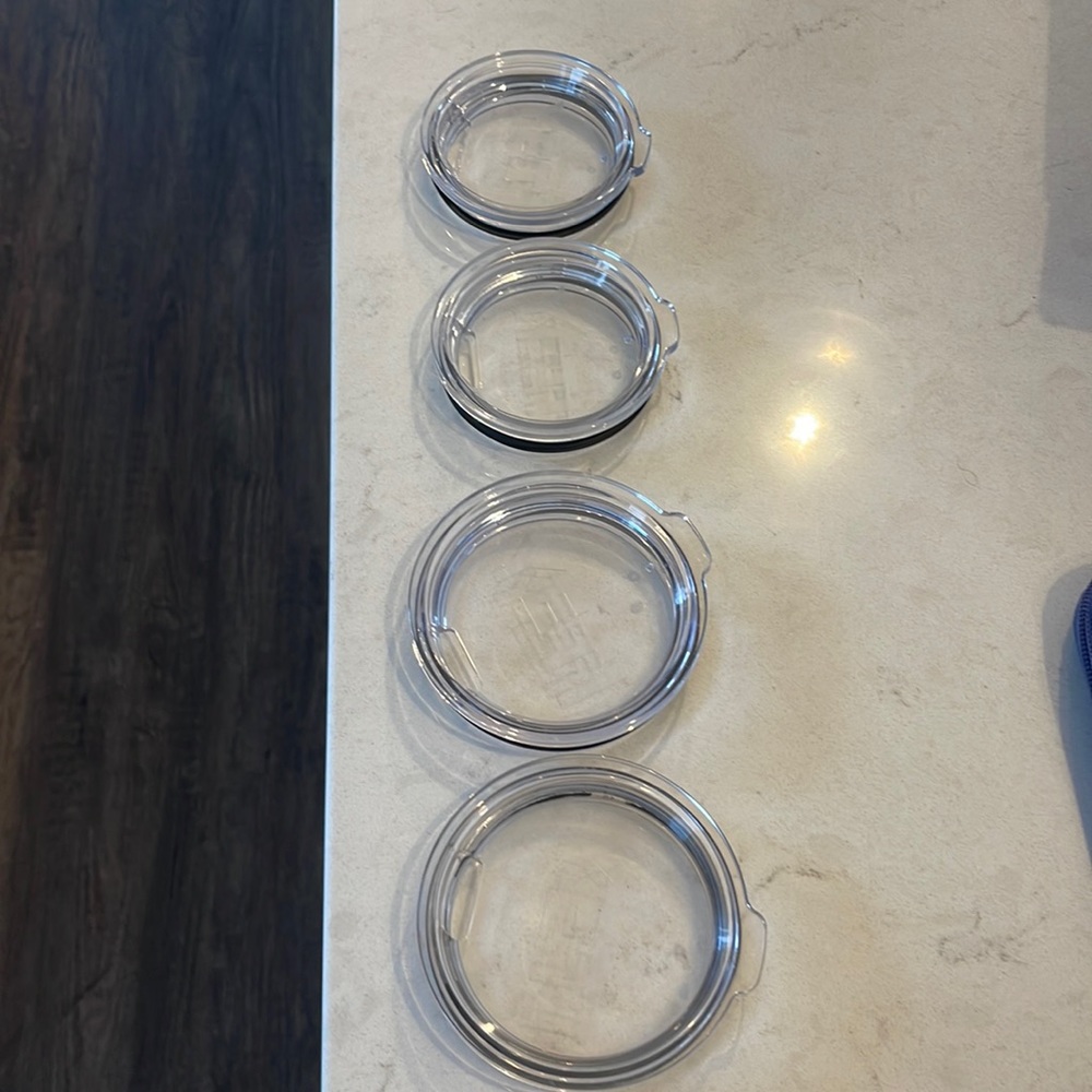 Yeti lids